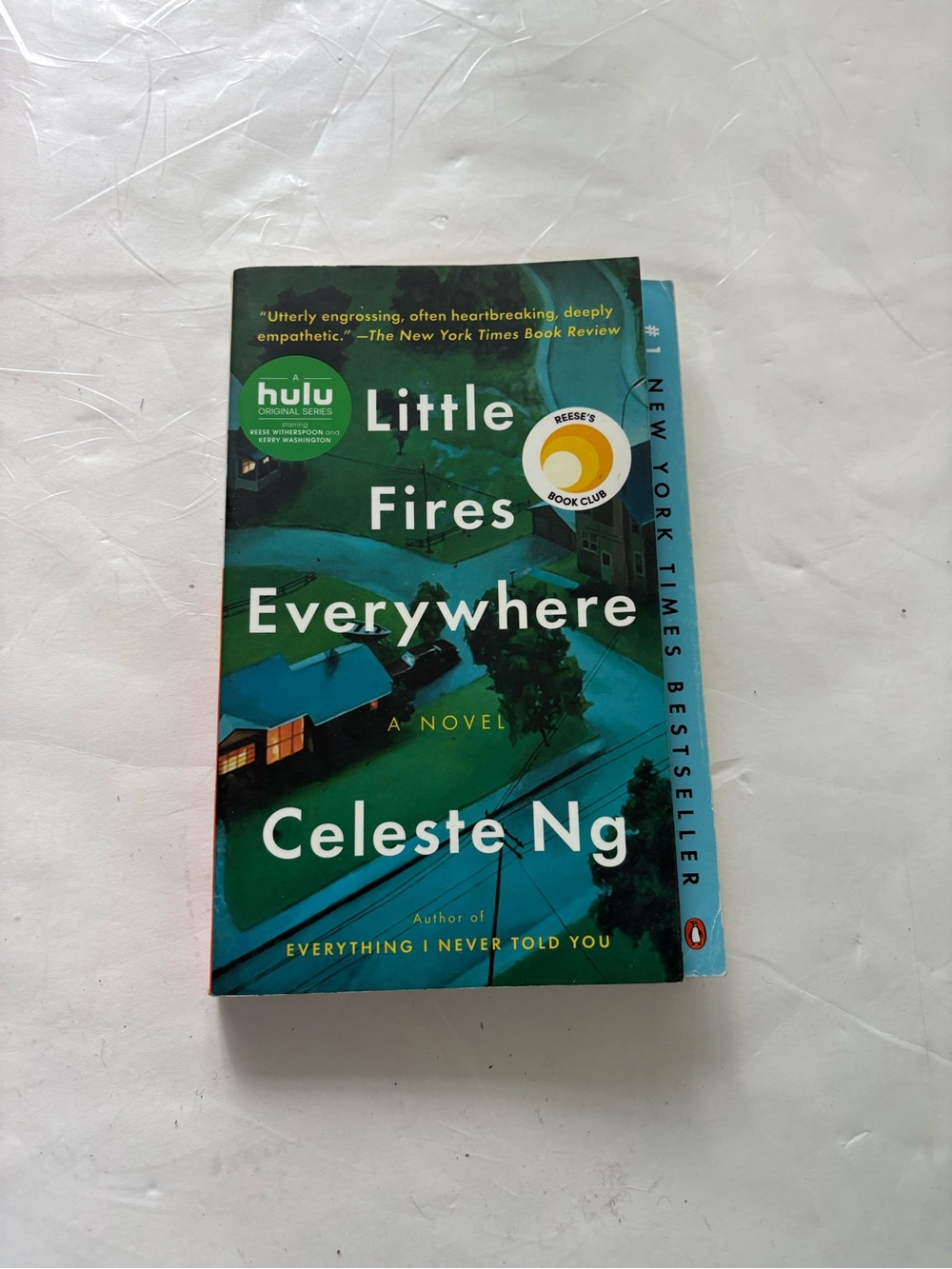 Little Fires Everywhere: A Novel - Paperback By Ng, Celeste
